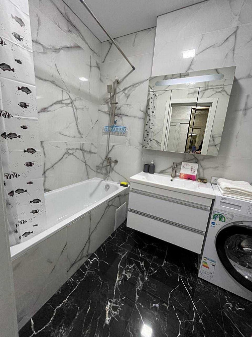 Новобудова (р-н ЖК "Спектрум"). Здається вперше. Ровно - изображение 7