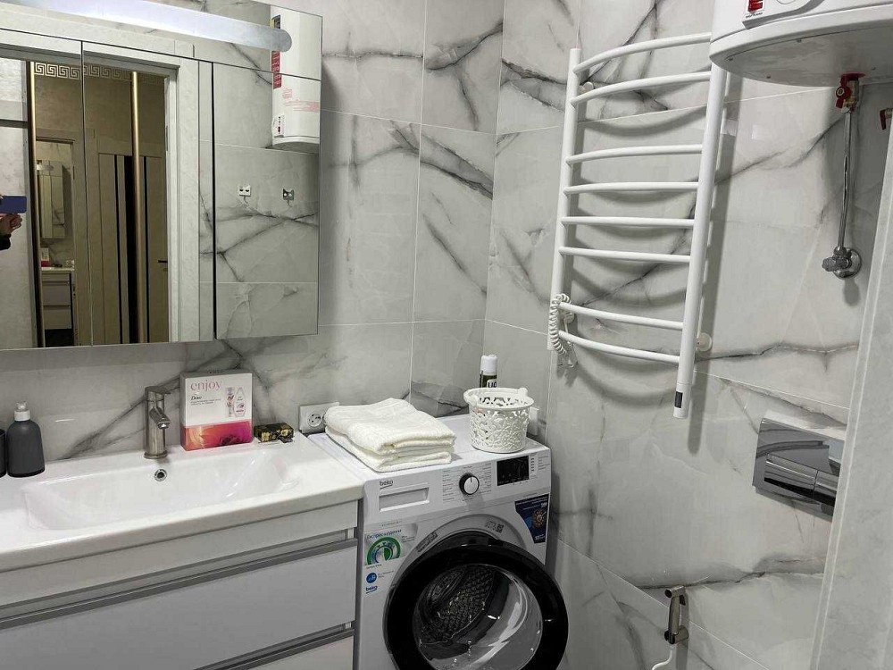 Новобудова (р-н ЖК "Спектрум"). Здається вперше. Ровно - изображение 5