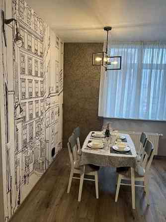 Продам 2-кімнатну квартиру, вул. Ревуцького, Позняки. IO Киев