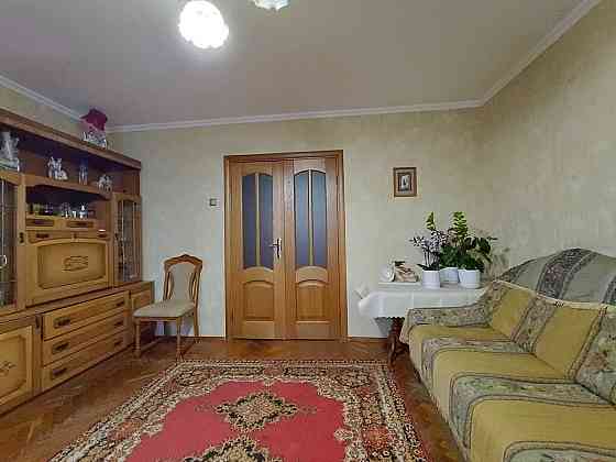 Квартира 3-к продам, Куренівка 68 м, 5 /9 поверх,газ цегла, все окремо Киев