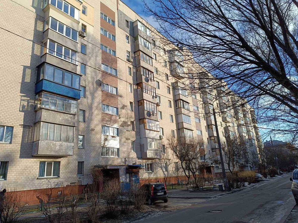 Квартира 3-к продам, Куренівка 68 м, 5 /9 поверх,газ цегла, все окремо Киев - изображение 1