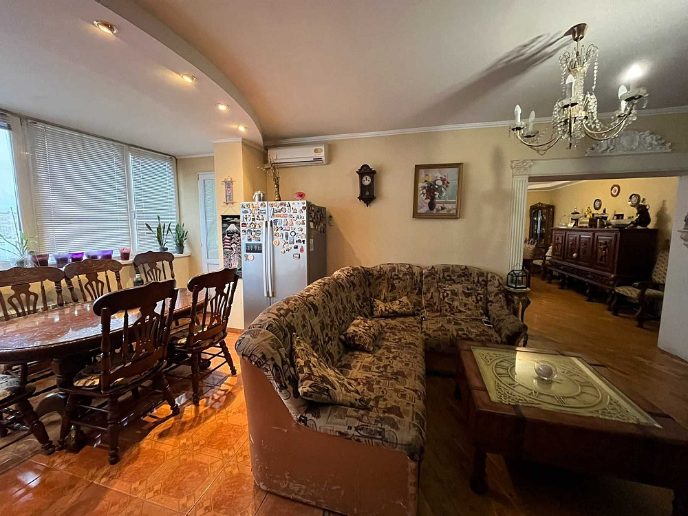 Продажа 4к.квартири біля метро,вул.Братства Тарасівців(Декабристів) Київ - зображення 2