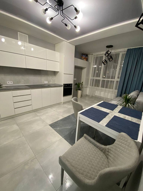 Продаж квартири в малоповерховій новобудові з закритою територією Львів - зображення 2