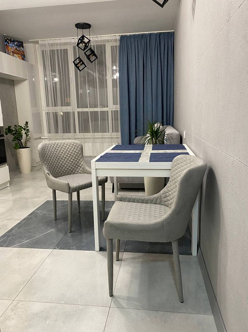 Продаж квартири в малоповерховій новобудові з закритою територією Львів - зображення 1