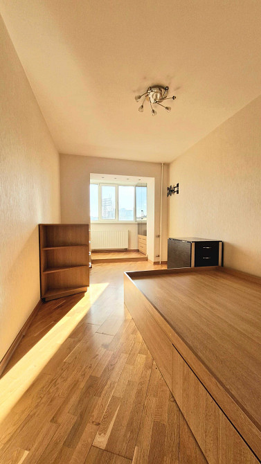 Найдешевша 4к квартира, р-н Дарницький, вул. Привокзальна, 849$/кв.м.! Киев - изображение 1