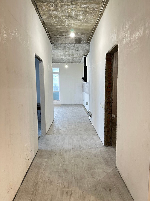 Таирова. Новострой 80 м. Кухня 23 м и 2 комнаты. Начат ремонт. Одесса - изображение 7