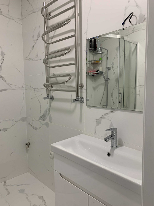 продається 2 кімнатна  квартира  - photo 6