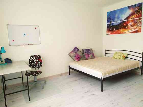 М.Дарниця 5хв. Здається вперше простора 1к квартира. Власник. Київ