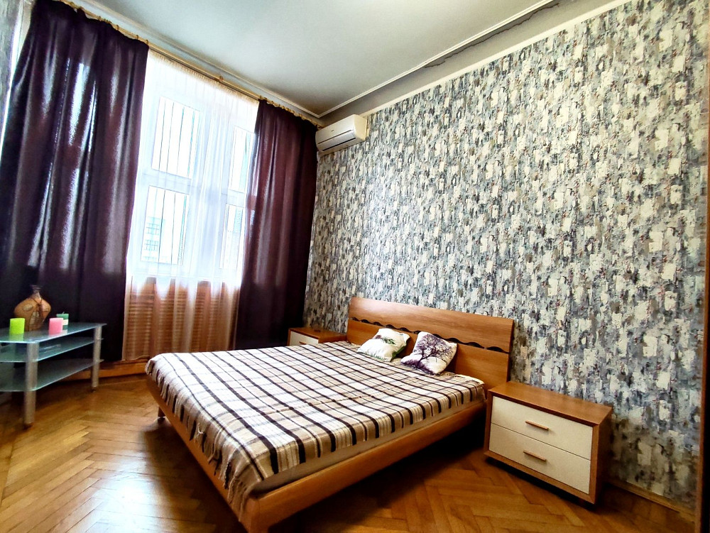 Сдам 4-х комнатную Центр, Госпром , пр. Независимости 1 ( Правды) . Харьков - изображение 1