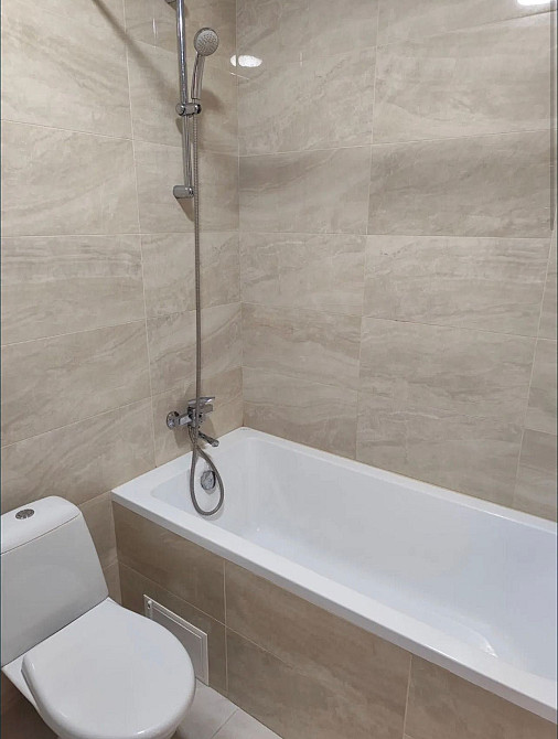 Оренда однокімнатної новобудови з автономним опаленням Ровно - изображение 5