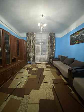 Здається 2км квартира поруч з центром міста Черновцы