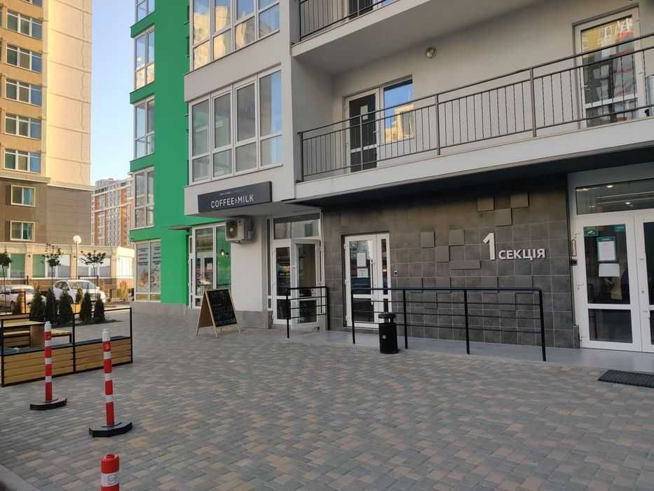 Хозяин Евродвушка на Таирова Дом сдан Новострой Низкий этаж Переуступк Одеса - зображення 5