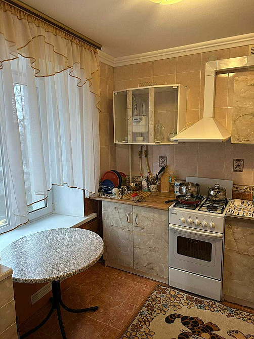 Продам 2кім квартиру в районі ЦУМа Житомир - изображение 1