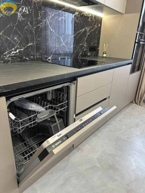 Стильная двухкомнатная квартира в новом доме на Татрова Одеса - зображення 3