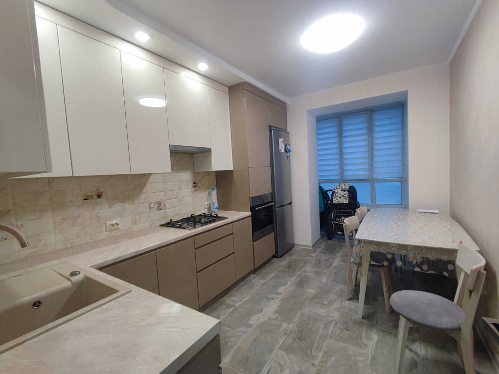 Гарна нова двокімнатна квартира на вулиці Стуса Івано-Франківськ - зображення 1