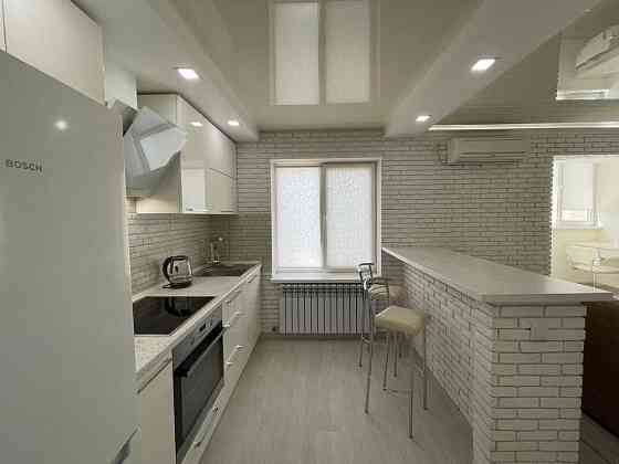 Сдам 2к квартиру 12й квартал Дніпро