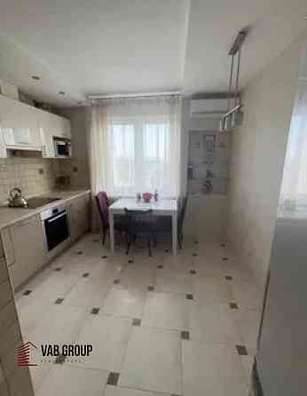 Оренда 2-к квартири на Краківська 13б Київ