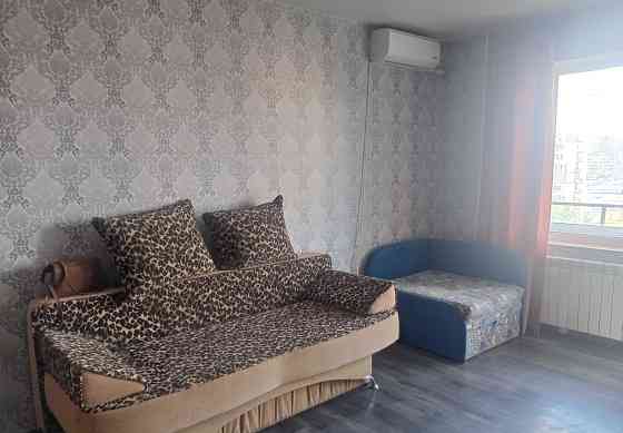 Затишна 1-к квартира на вул Північна, м.Героїв Дніпра Оболонь Київ