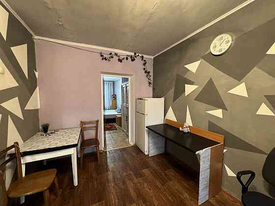 2К жив+ Б. Хмельницкого Титова  А.Поля Дніпро