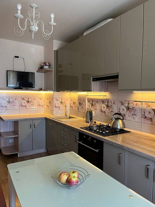 Продаж 1 к квартира новобуд з ремонтом  вул. Хлібна (Дж. Вашингтона ) Львів - зображення 3