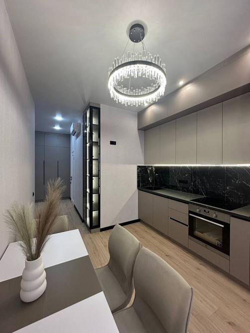 Стильная однокомнатная квартира в новом доме на Таирова Одесса - изображение 2