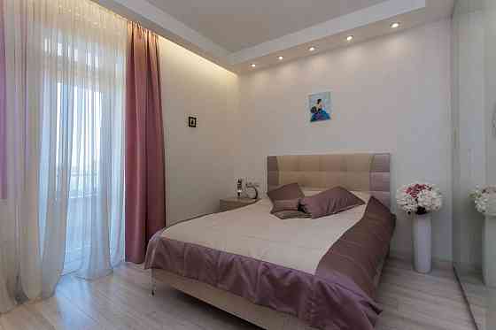 Продаю квартиру з ремонтом в елітному ЖК. Без% Київ