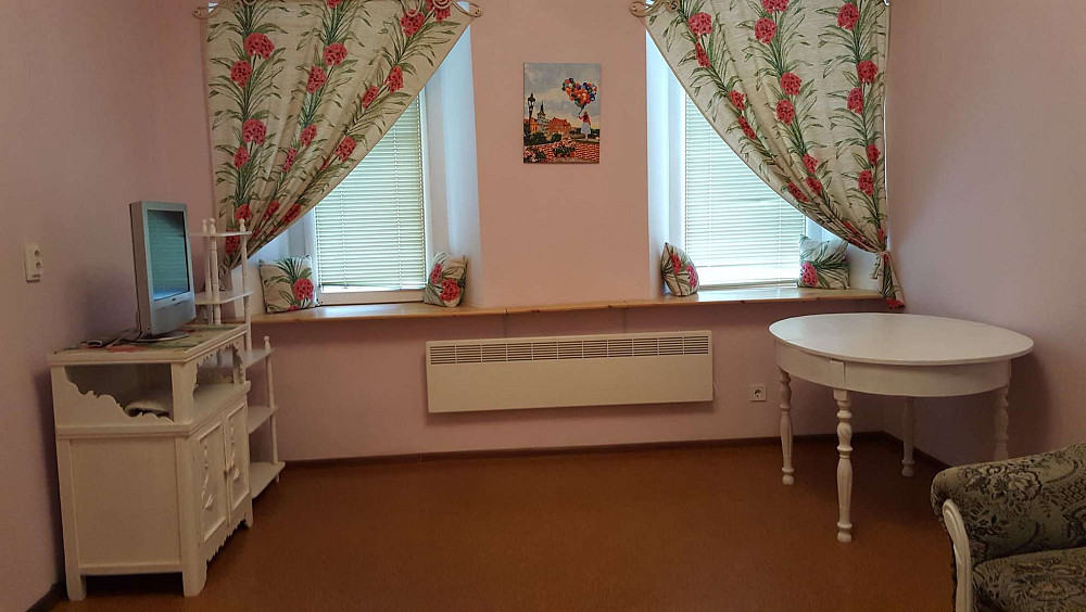 2-х кімнатна кв. 2й поверх. Центр. м.Дніпро, пр. Олександра Поля 31. Дніпро - зображення 1