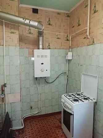 Продам 2х кімнатну "сталінка", зупинка "КРЕС" Кривой Рог