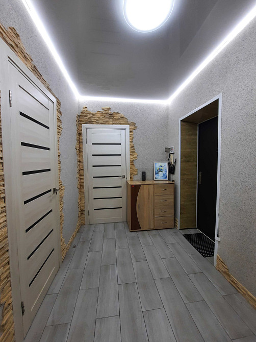 Квартира укомплектована меблями і технікою.Гарний вид на ліс. Ірпінь - зображення 2