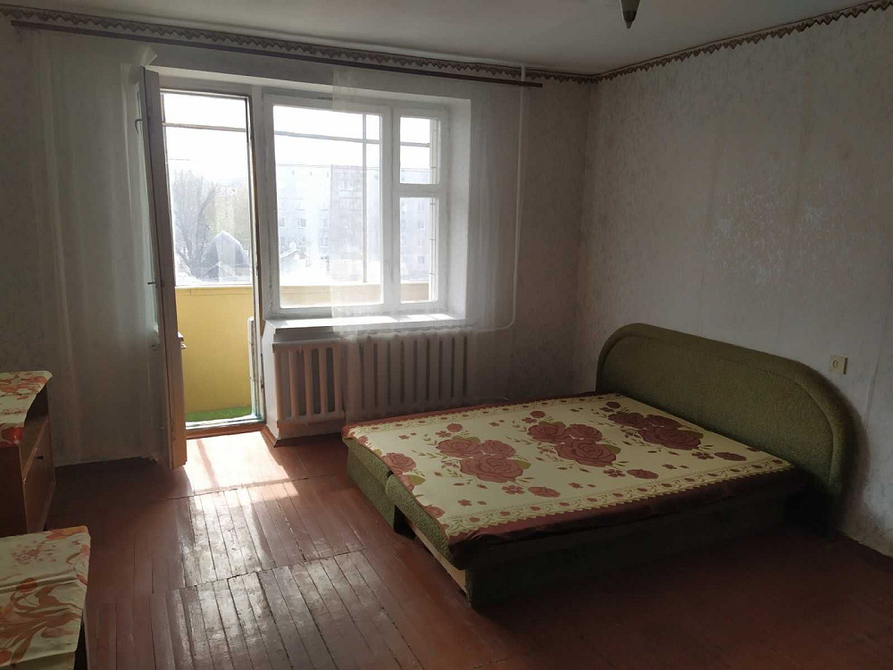 1 кім квартира в центрі на вул. Соборності 13 Звягель - изображение 3