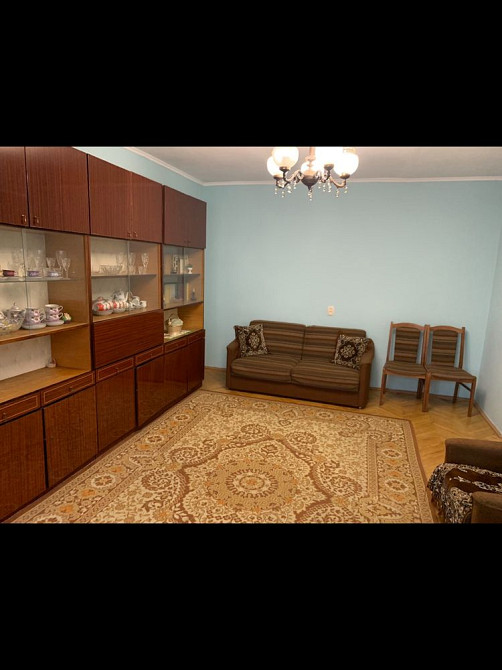 Оренда трикімнатної квартири в центрі міста по проспекту Волі Рованцы - изображение 1