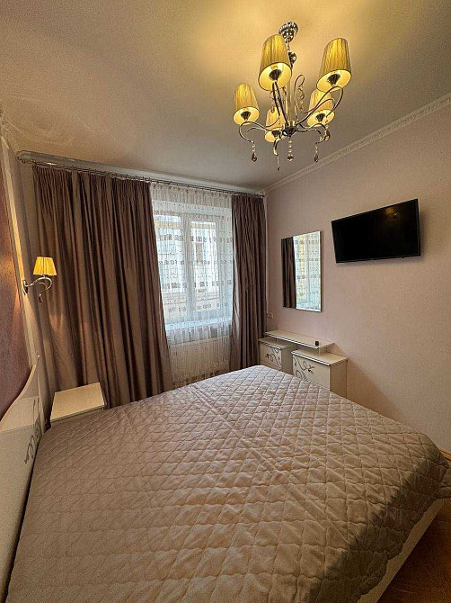 Оренда 3-кім у самому центрі міста, з виглядом на Ратушу! Ивано-Франковск - изображение 8