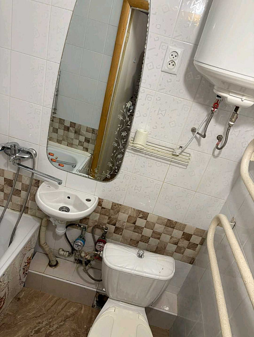 Здам 1к квартиру бул. Незалежності Бровары - изображение 4