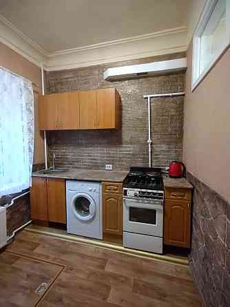 Сдам 2-х ком.в Центре,на 2-3 месяца Запоріжжя