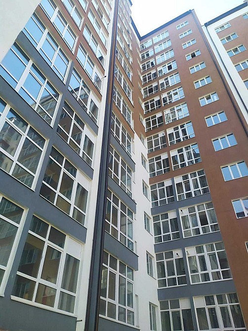 Продаж квартири,, Здана, Центр, 3-кімнатна, Бандери-Височана Ивано-Франковск - изображение 1