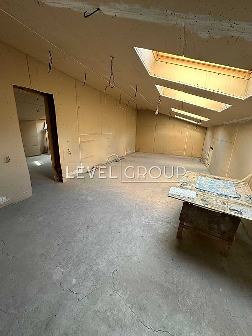 Продам квартиру 209кв.м Центр міста вул. Володимирська 81 без ремонту Київ - зображення 4