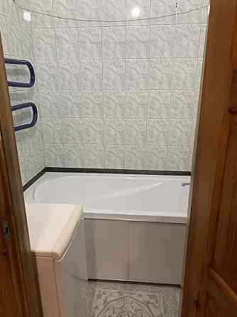 Здам  2 к   в  центрі   Біля 38 школи  без комісії Полтава