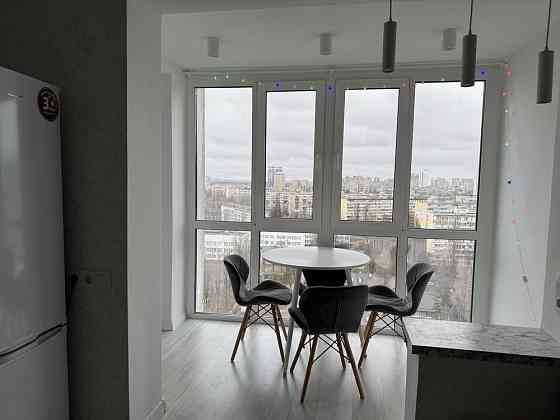 Здам 1 кімнатну квартиру після ремонту Русанівка, метро Лівобережна Київ