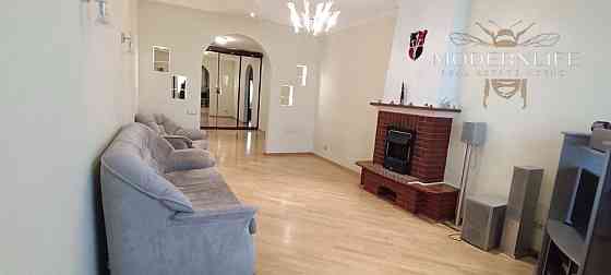 Оренда 3к квартири вул. Срібнокільська 14а Київ