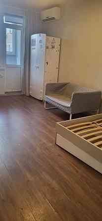 Сдаётся большая 3 комн квартира ул.Кадетский гай. Київ