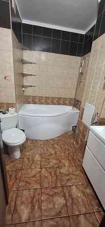 Сдаётся большая 3 комн квартира ул.Кадетский гай. Київ