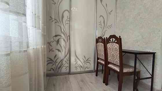 Двушка з індивідуальним опаленням, капремонт, біля зупинки! Хмельницький