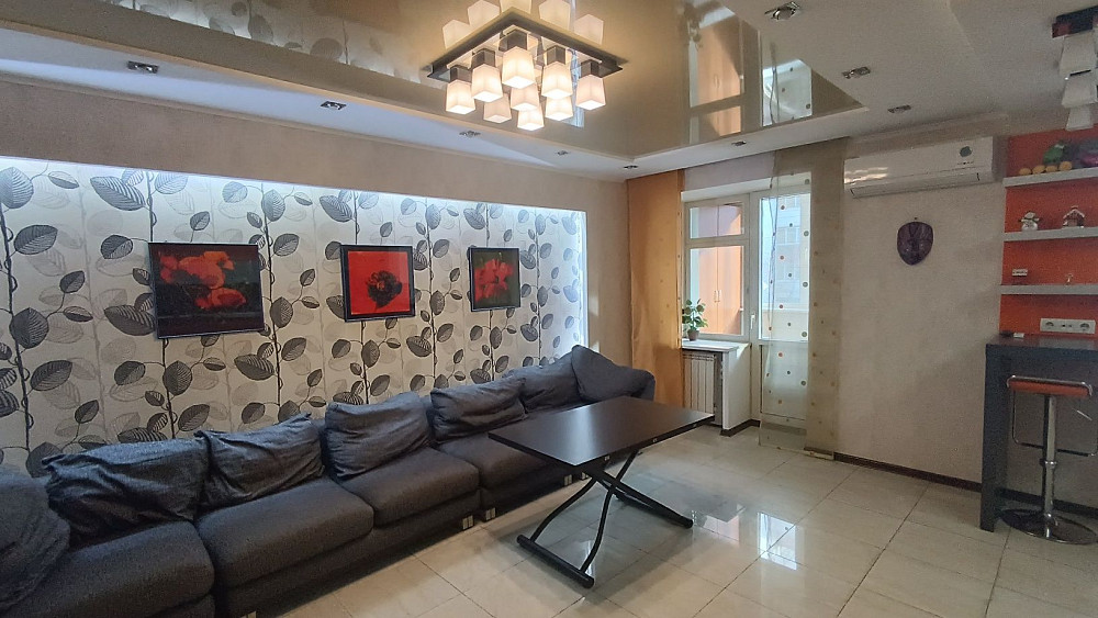 Елітна велика квартира в центрі міста Запорожье - изображение 1