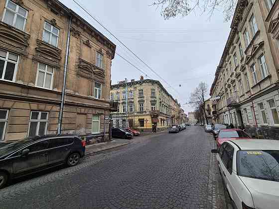 Продам дешеву 1 кімнатну квартиру на вул. Шептицьких. 28тис дол. Львів