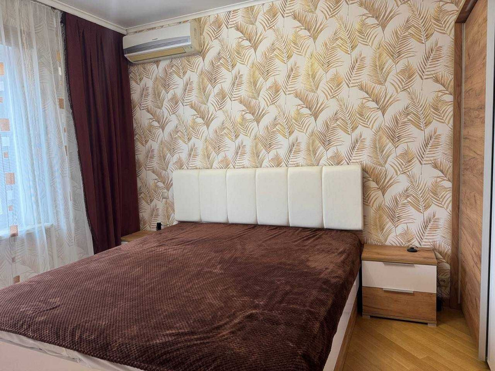 Простора, затишна трикімнатна квартира 75  м.кв., вул.Єфремова, 17 Київ - зображення 8