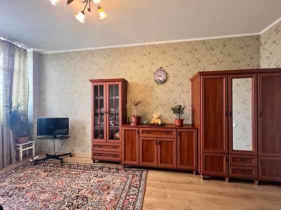 1 комнатная, охрана, новострой, 4 ст.Б.Фонтана, средний этаж Одесса