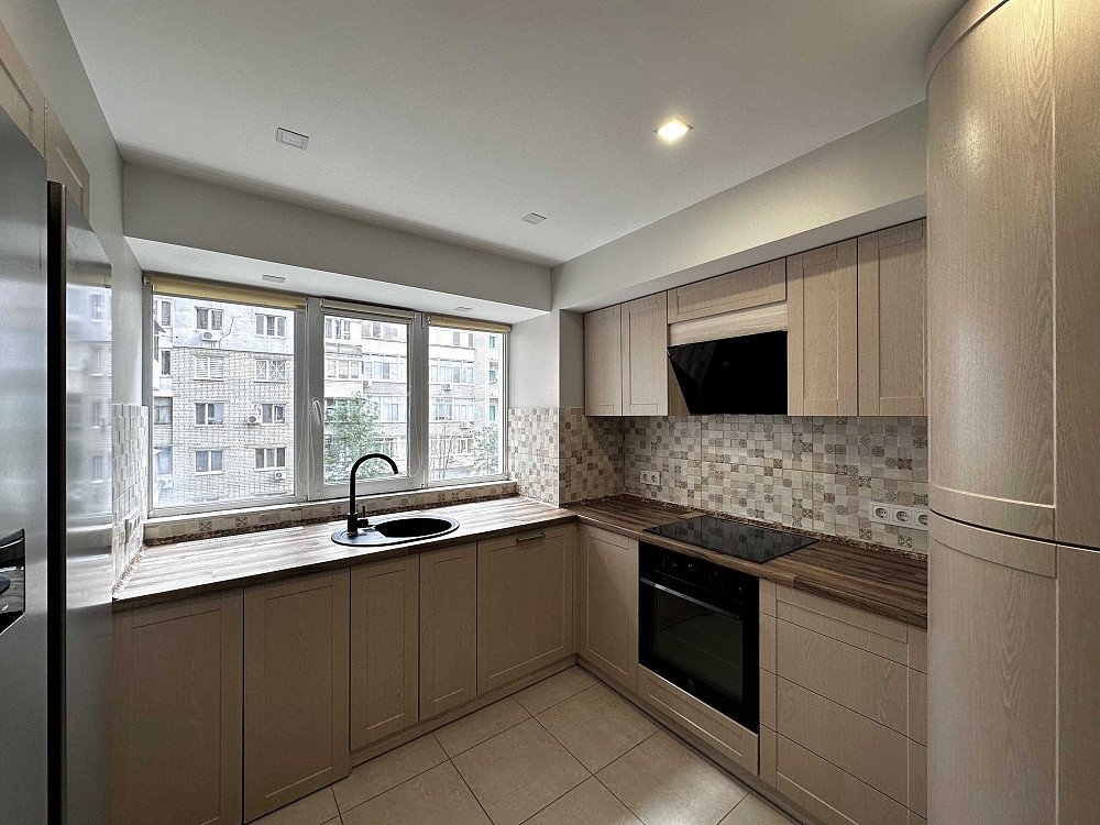 Продам стильную 2к квартиру Леси Украинки Пушкина Центр Парк Глобы Днепр - изображение 1