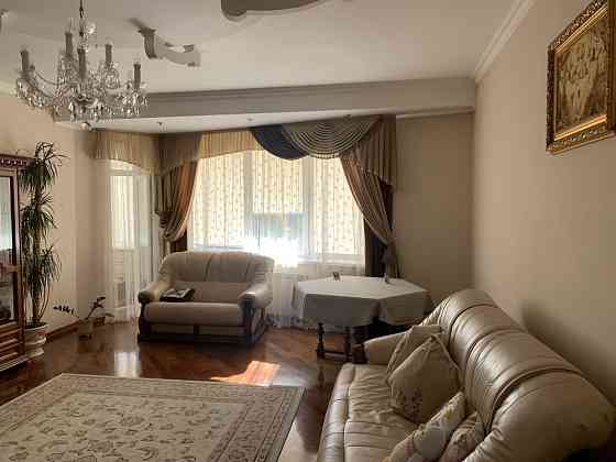 Квартира в центрі міста 114 м.кв Ивано-Франковск