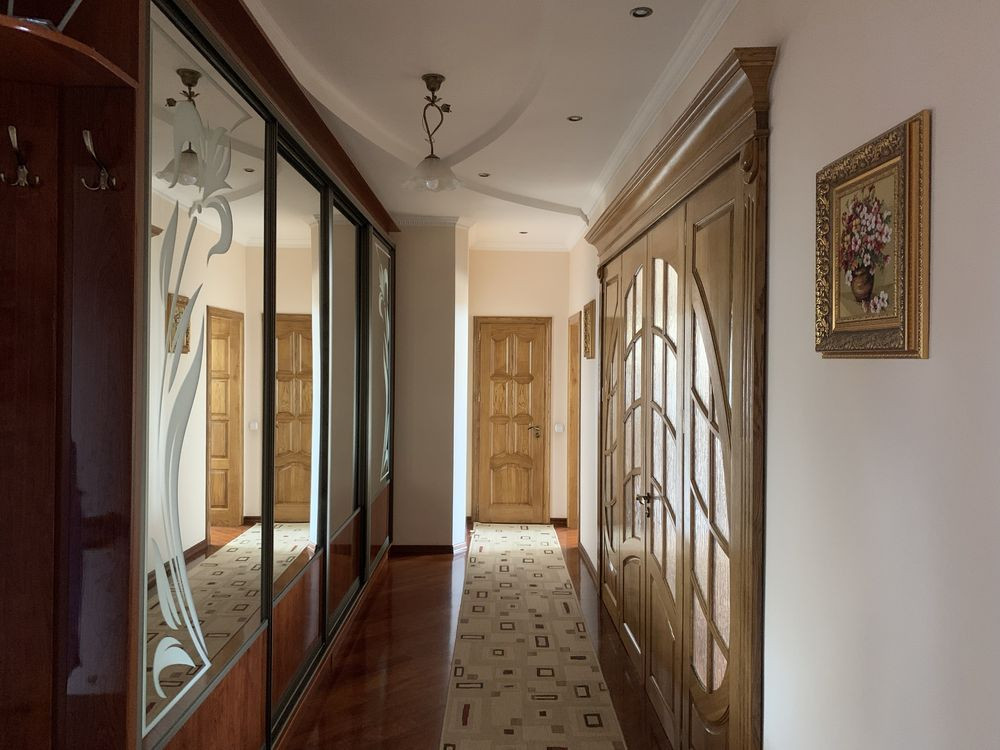 Квартира в центрі міста 114 м.кв Ивано-Франковск - изображение 4