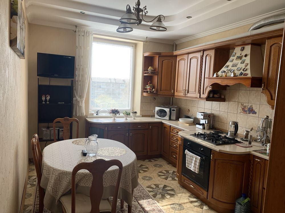 Квартира в центрі міста 114 м.кв Ивано-Франковск - изображение 8